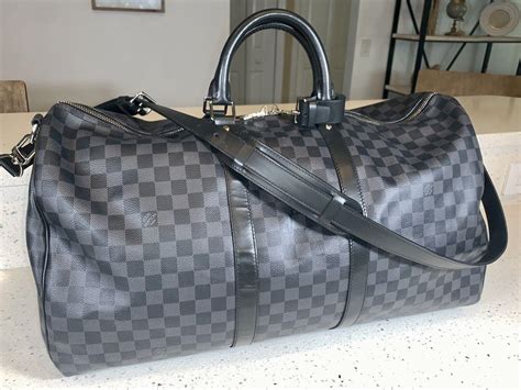 Who sells the highest quality LV keepall : r/DesignerReps 